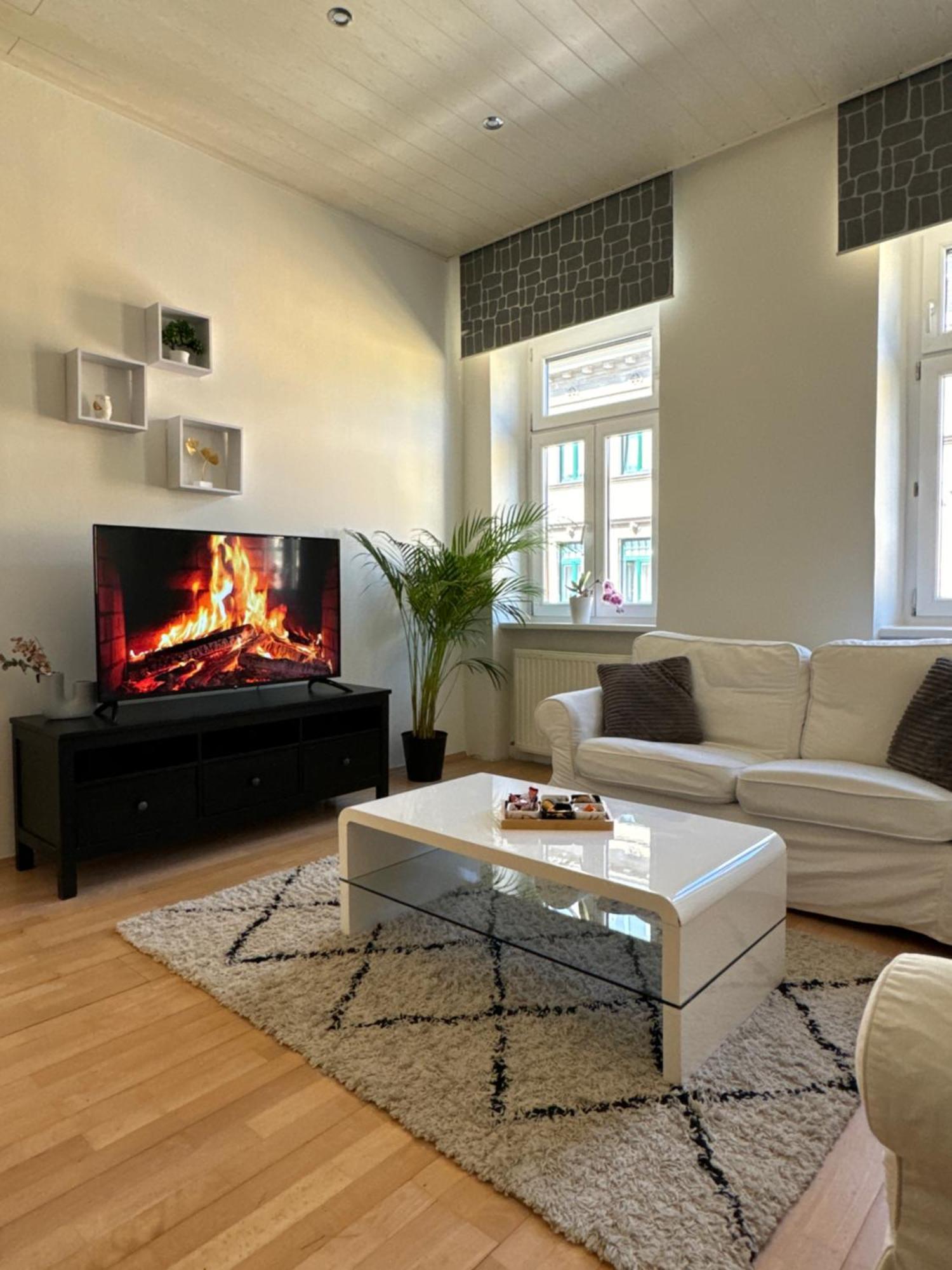 Charmante Zentral Gelegene Wohnung Bécs Kültér fotó